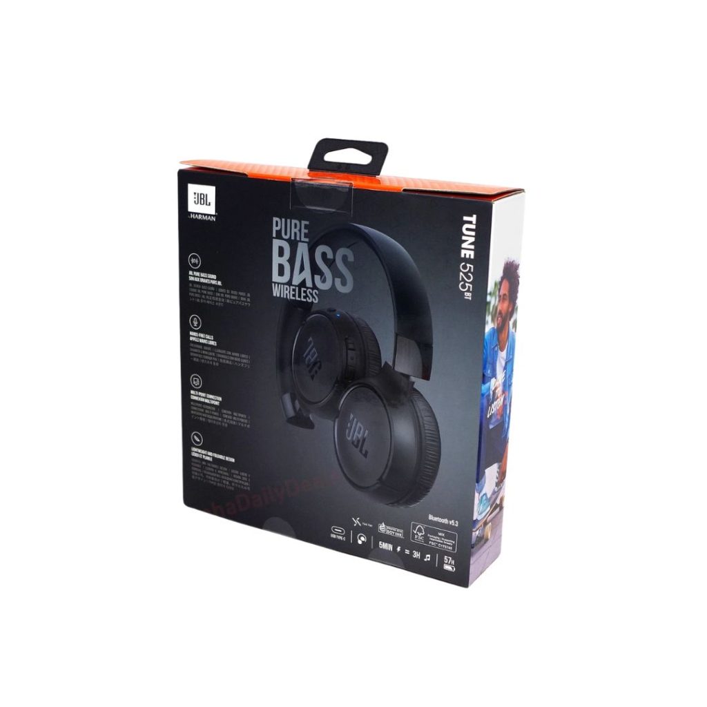 jbl tune wireless headphone in pack view