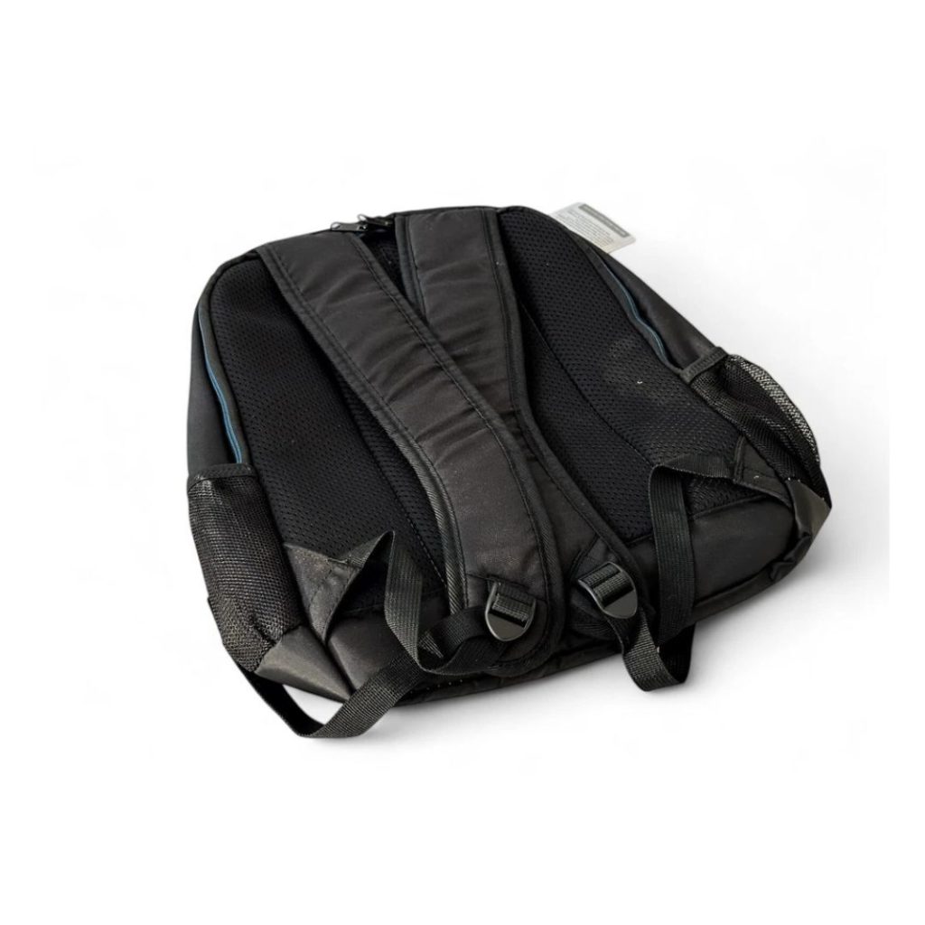 new dell essential backpack 15 back side
